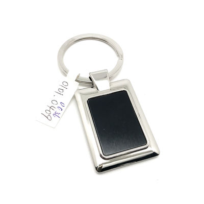 Good price Available Metal Keychain Holder in Siliver As Photo online